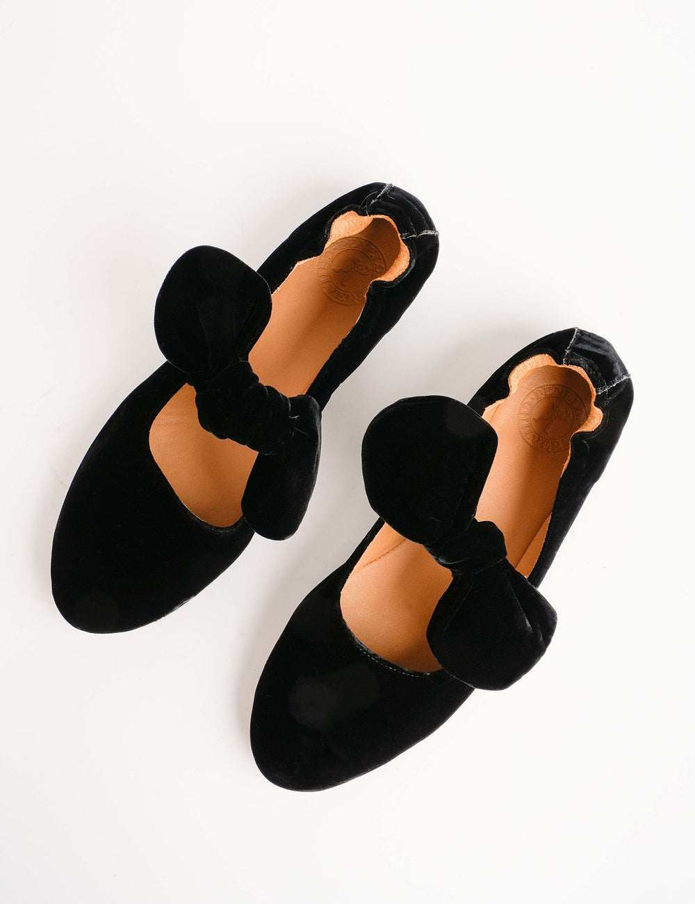 Minnie Velvet Pump